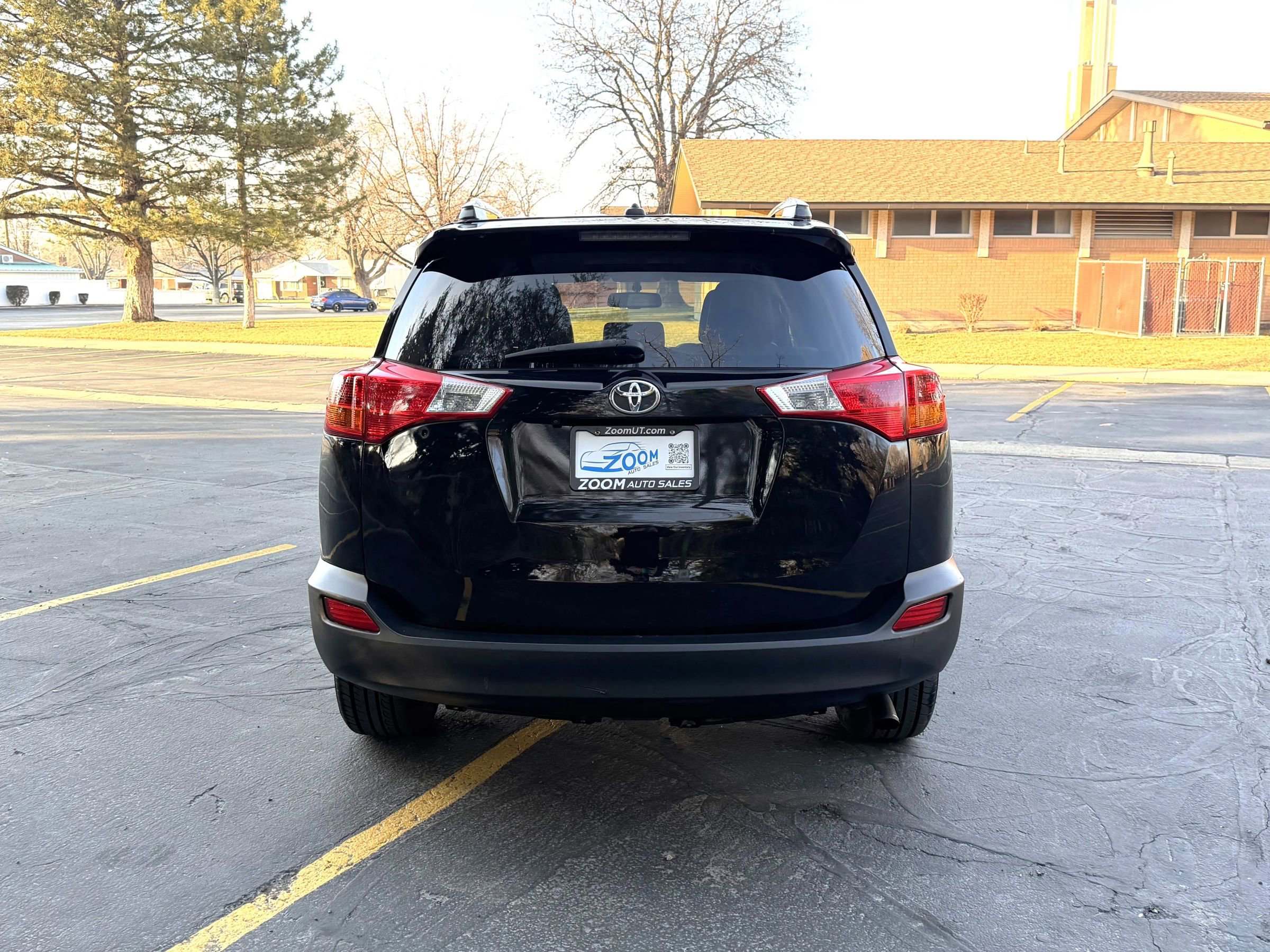 Used 2015 Toyota RAV4 Limited image 7