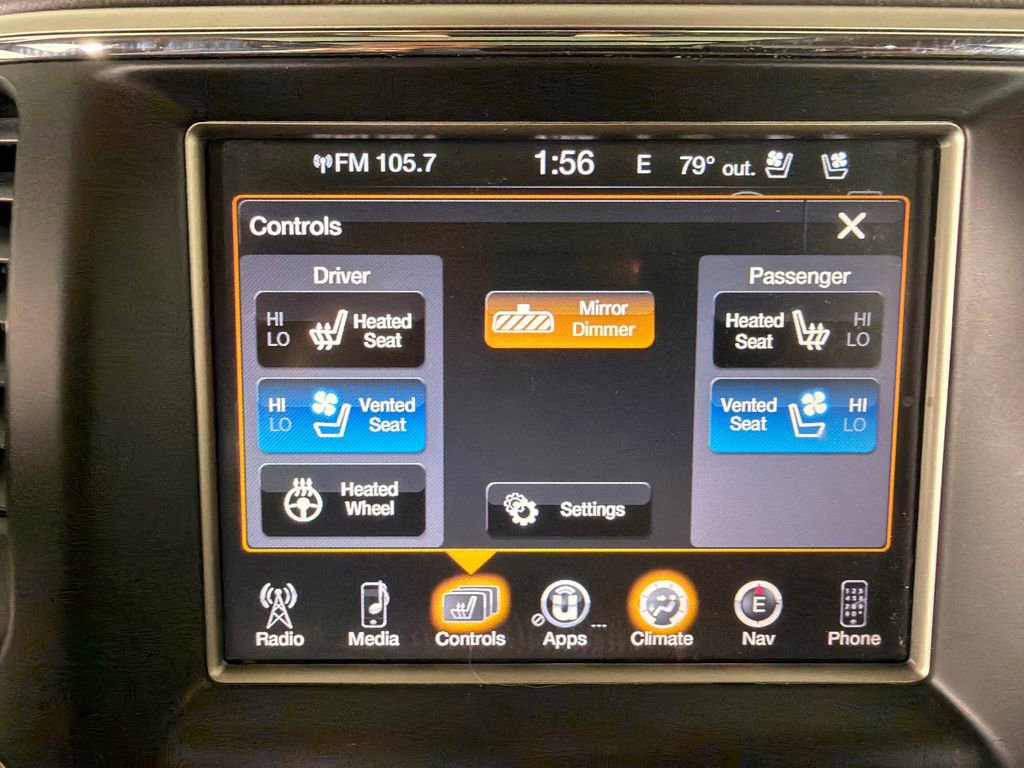 Used 2014 Jeep Grand Cherokee Overland w/ Advanced Technology Group image 32