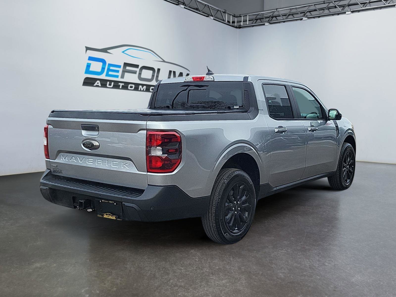 Used 2024 Ford Maverick Lariat w/ Black Appearance Package image 3