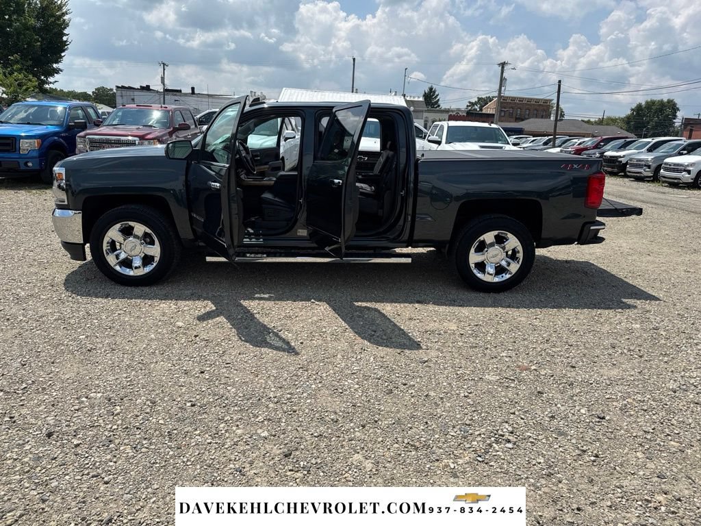 Used 2018 Chevrolet Silverado 1500 LTZ w/ Sport Package AWD/4WD image 29