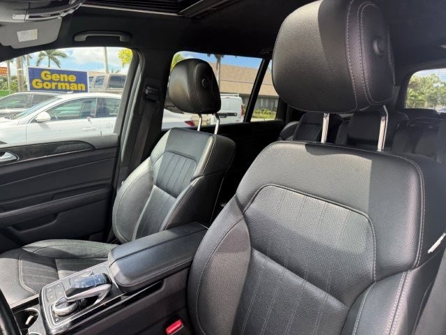 Used 2017 Mercedes-Benz GLS 450 4MATIC image 12