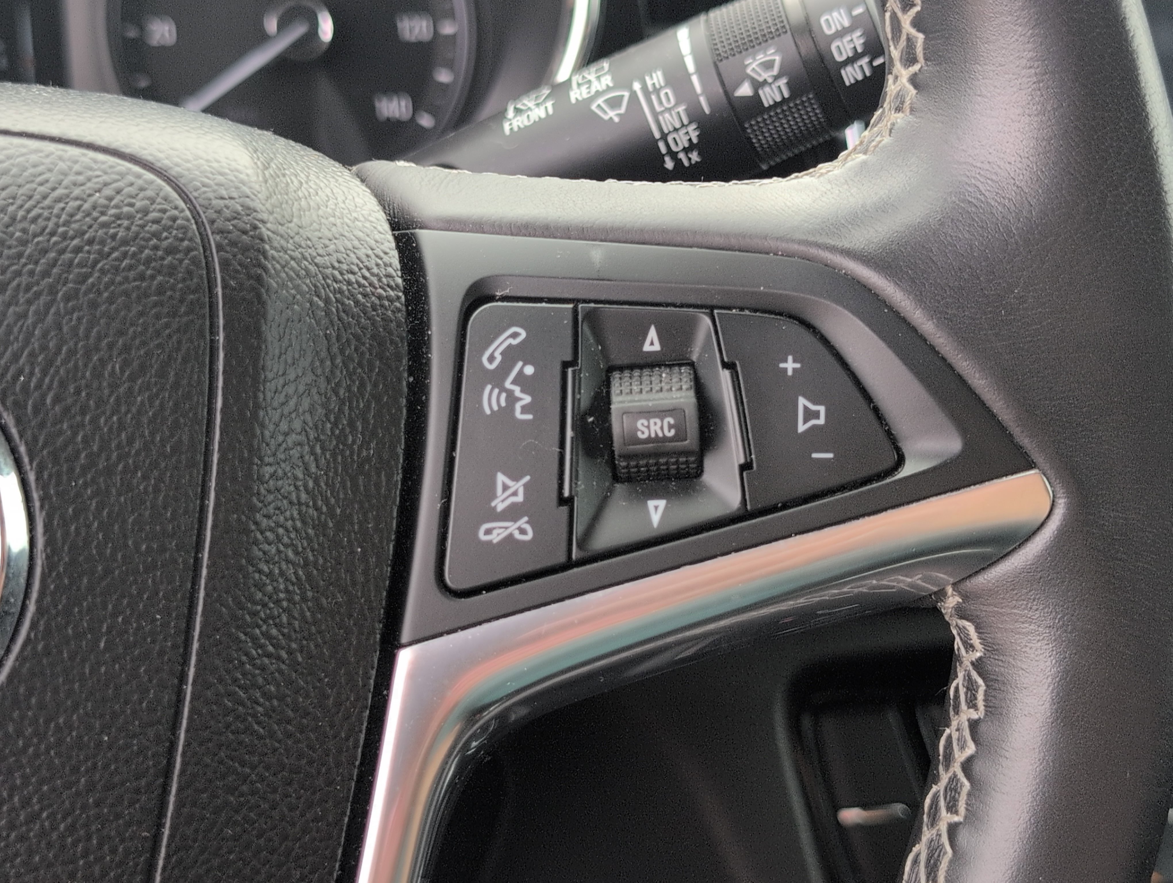 Used 2018 Buick Encore Preferred image 25