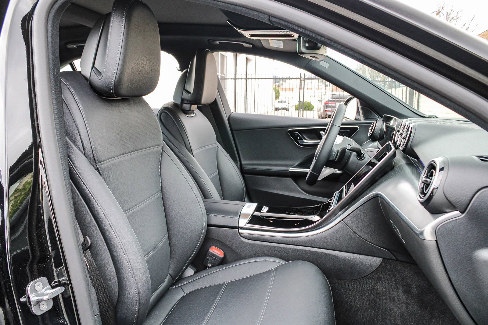 Certified 2025 Mercedes-Benz C 300 4MATIC Sedan image 17