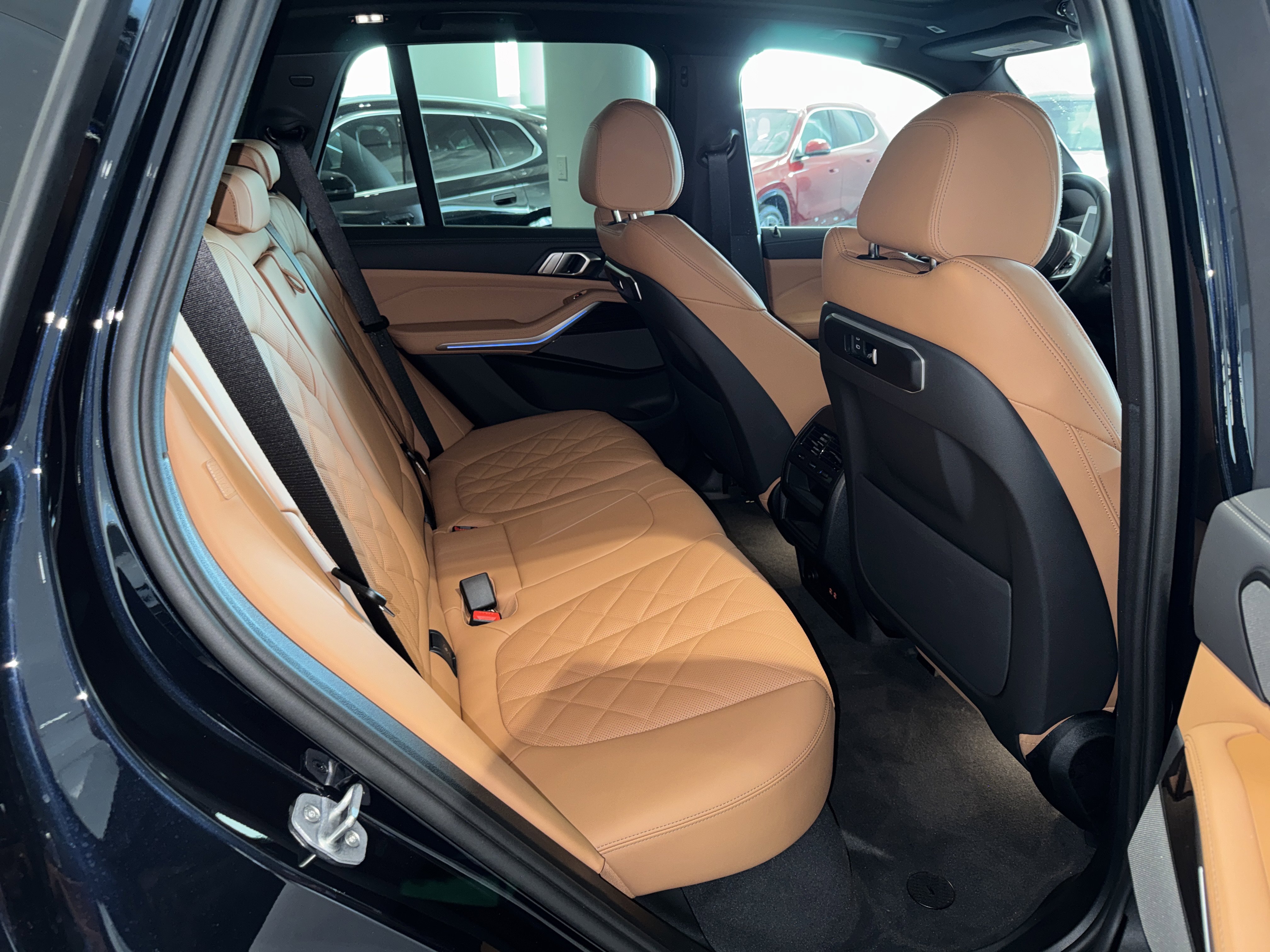 New 2026 BMW X5 xDrive50e w/ M Sport Package image 11