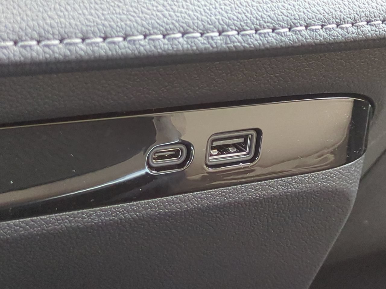 New 2026 Buick Enclave Preferred w/ Power Package FWD image 22