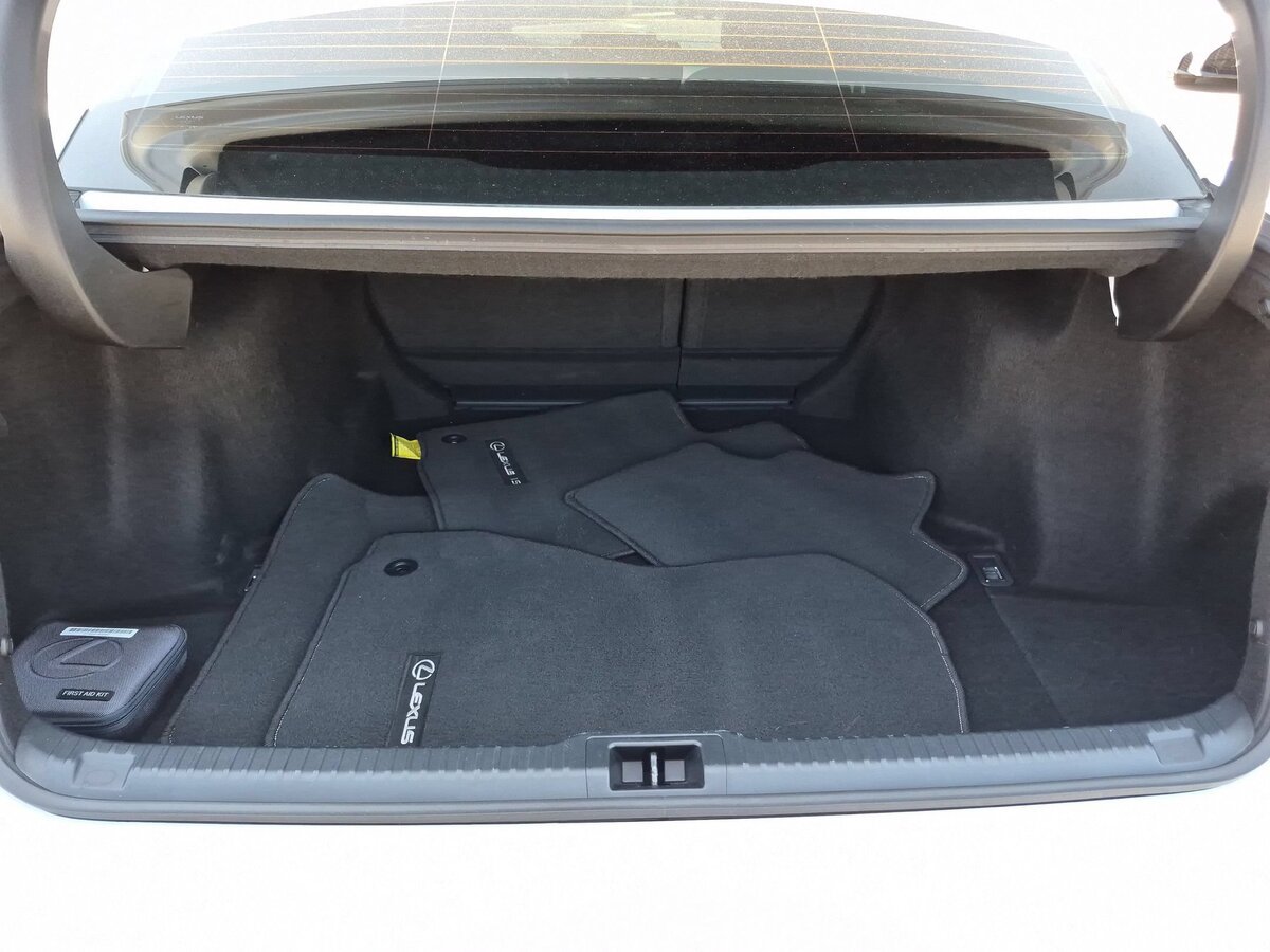 Used 2025 Lexus IS 300 F Sport RWD image 31