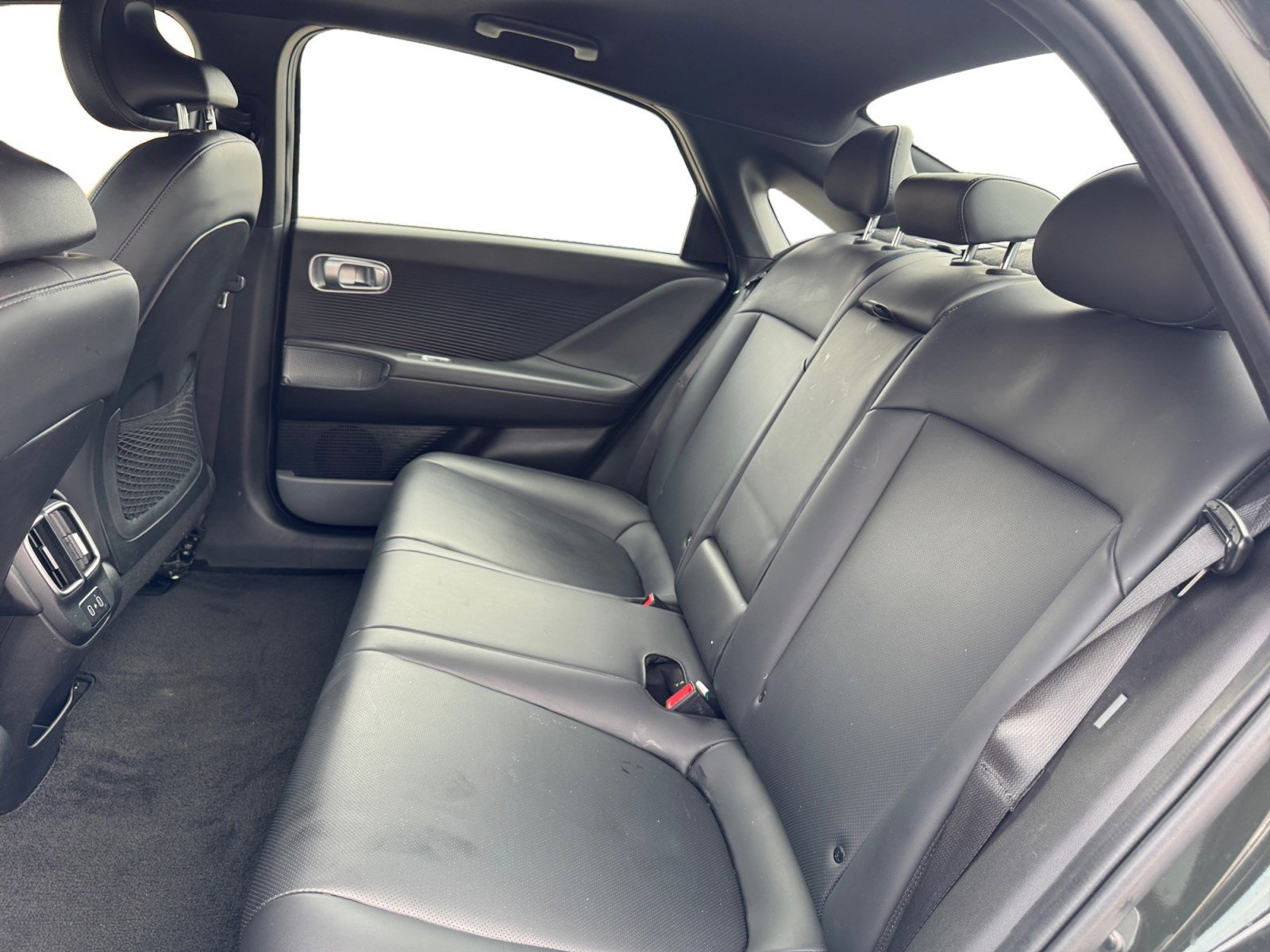 Used 2023 Hyundai Ioniq 6 Limited image 13