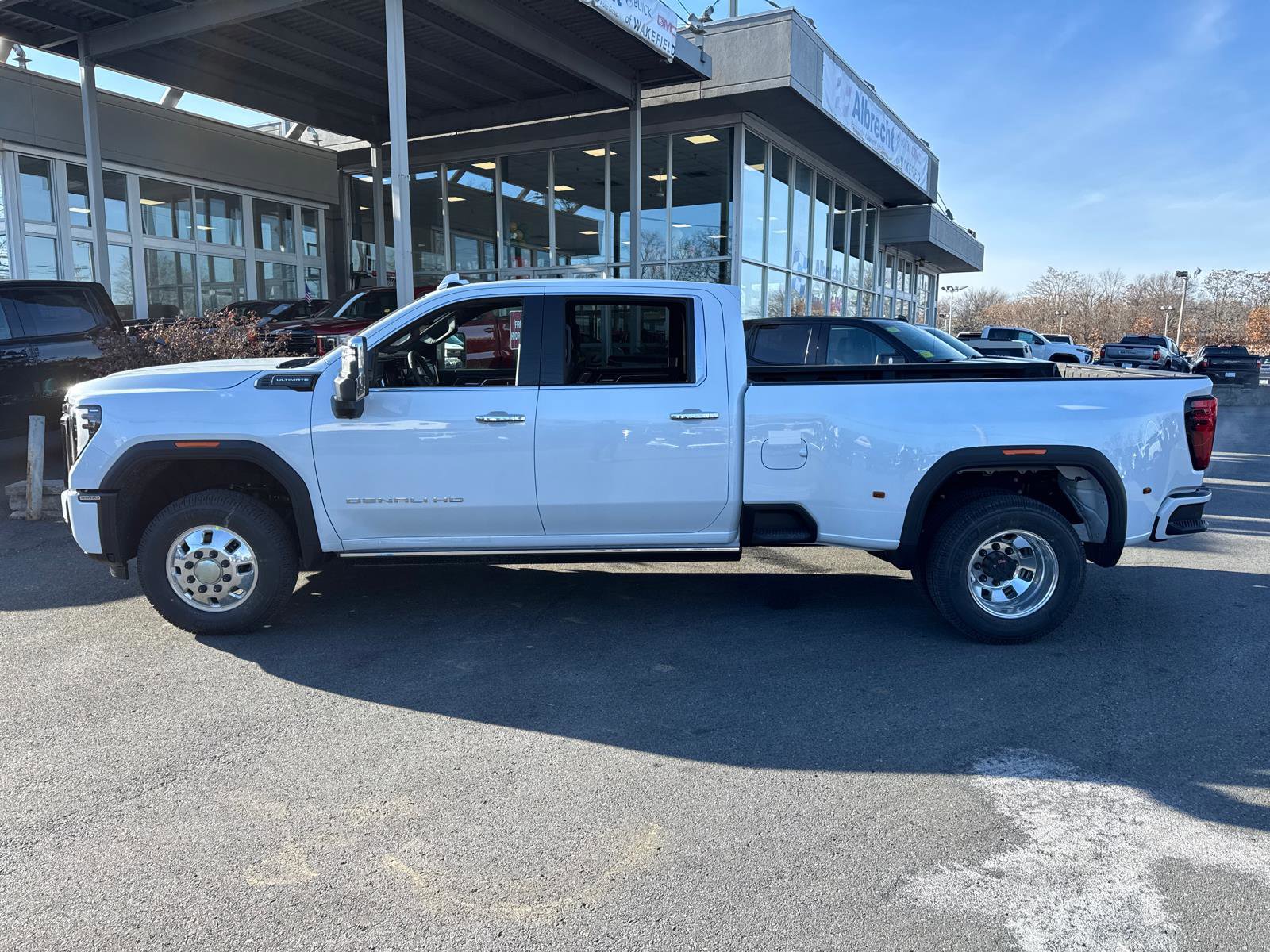 New 2026 GMC Sierra 3500 Denali Ultimate image 3