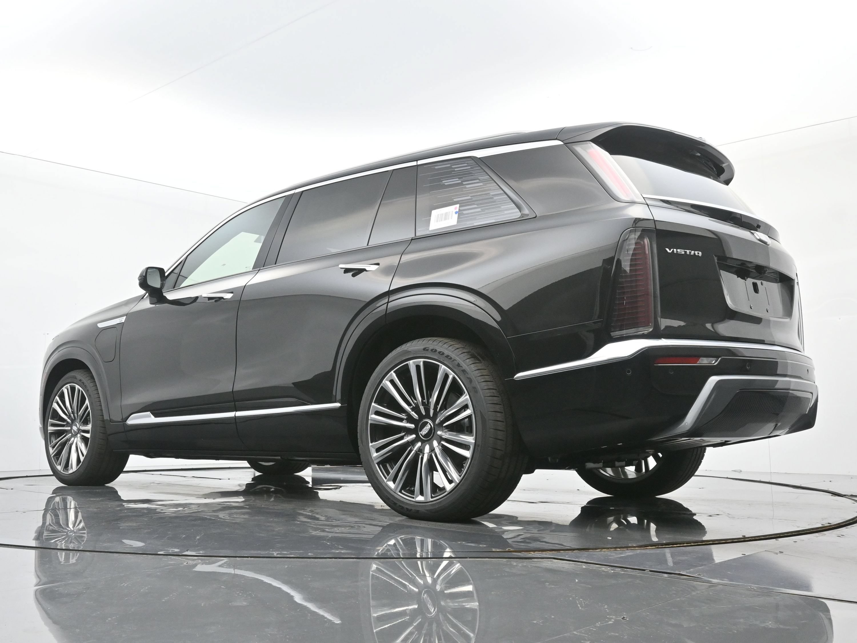 New 2026 Cadillac Vistiq Premium Luxury w/ LPO, Floor Liner Package AWD/4WD image 17