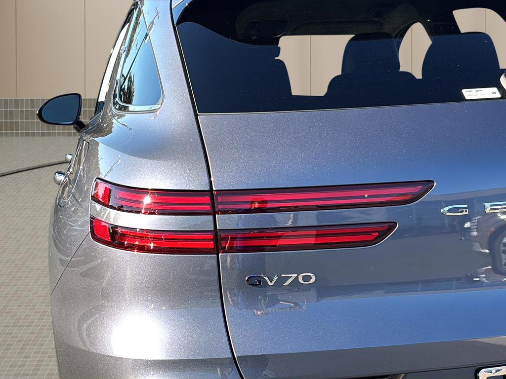 Certified 2026 Genesis GV70 2.5T image 44