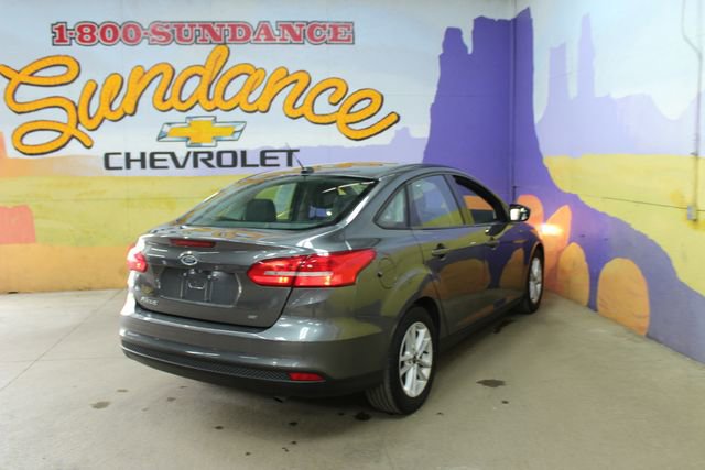 Used 2017 Ford Focus SE FWD image 4