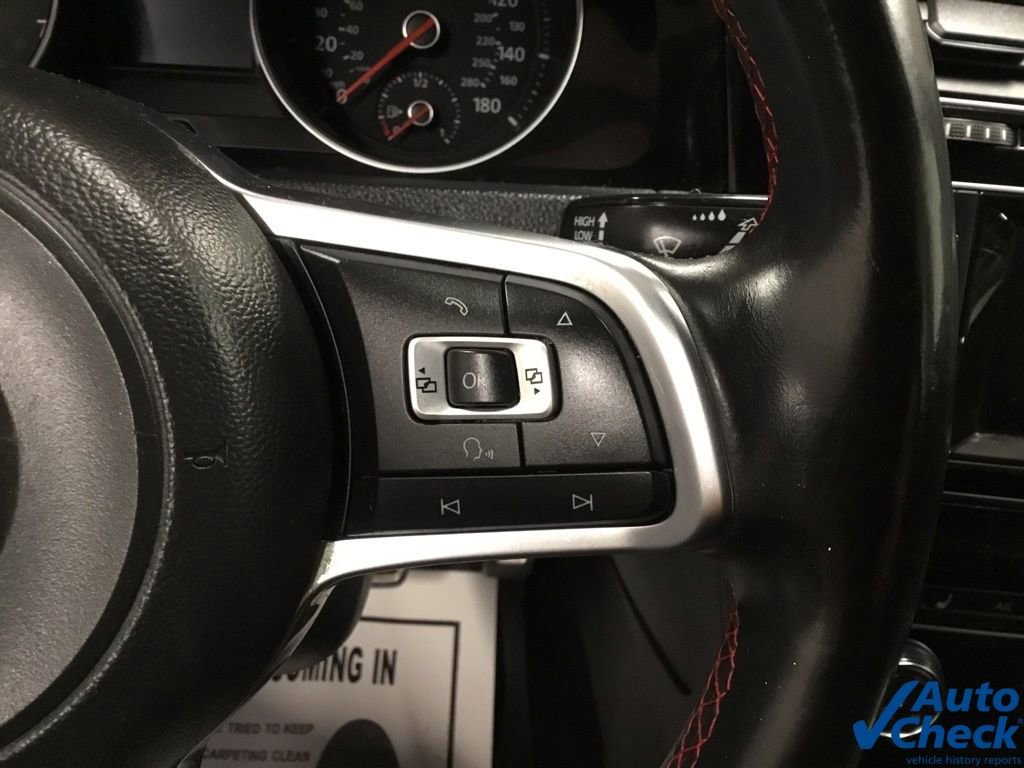 Used 2015 Volkswagen GTI SE w/ Lighting Package (SEL) FWD image 46