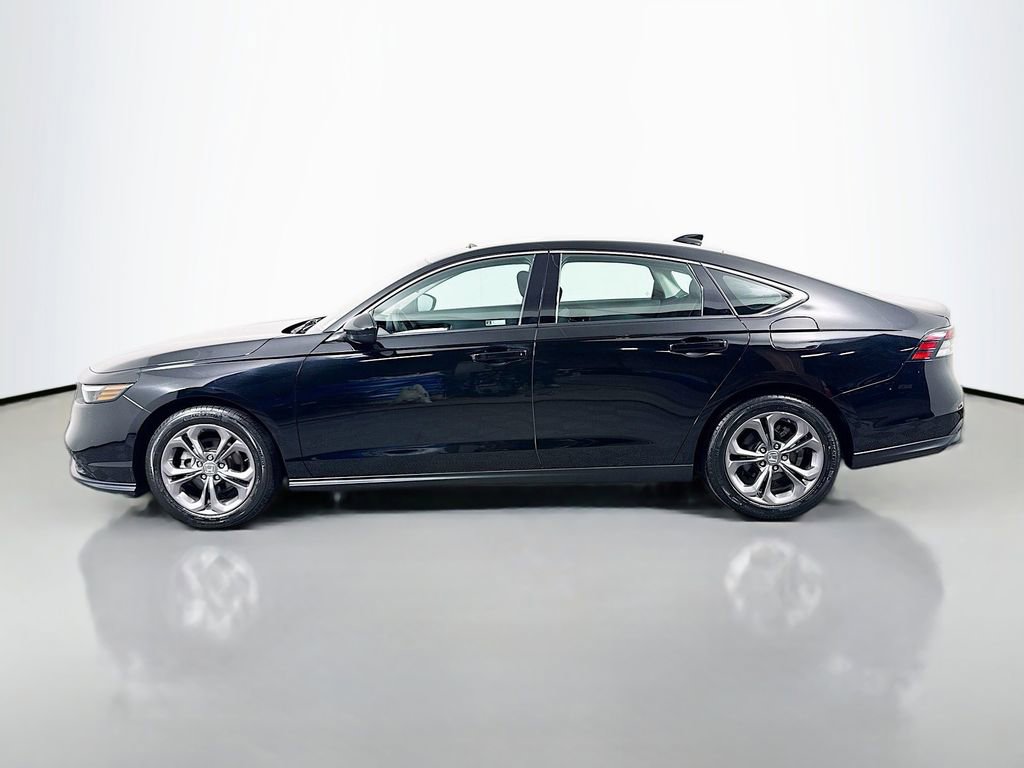Certified 2023 Honda Accord EX image 4