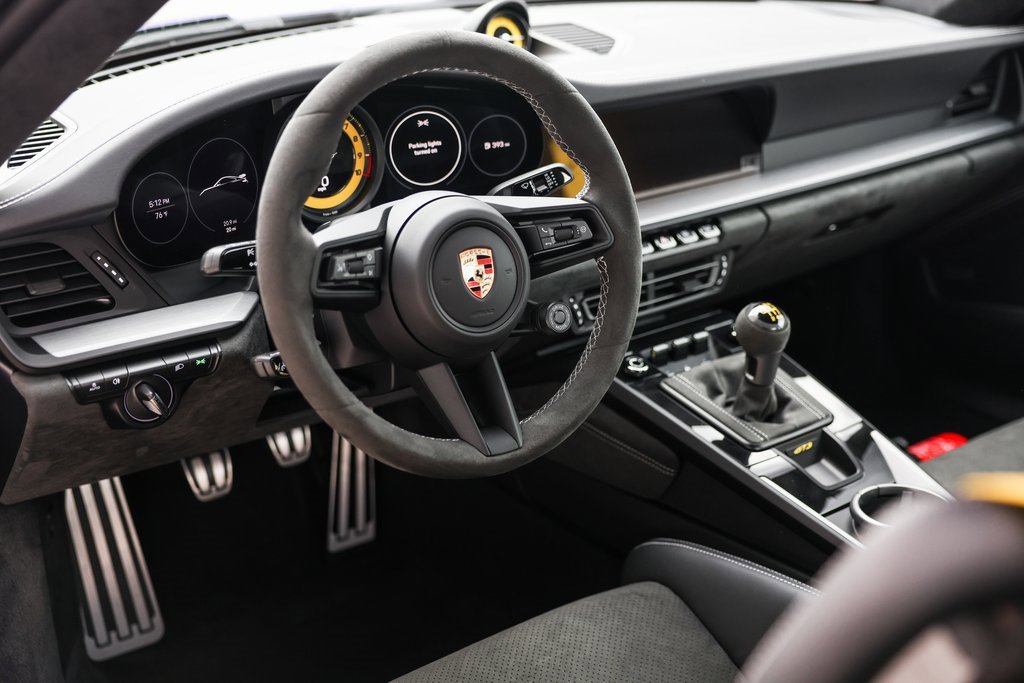 Used 2024 Porsche 911 GT3 image 28