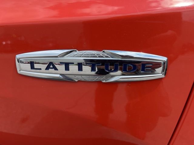 Used 2020 Jeep Renegade Latitude FWD image 25