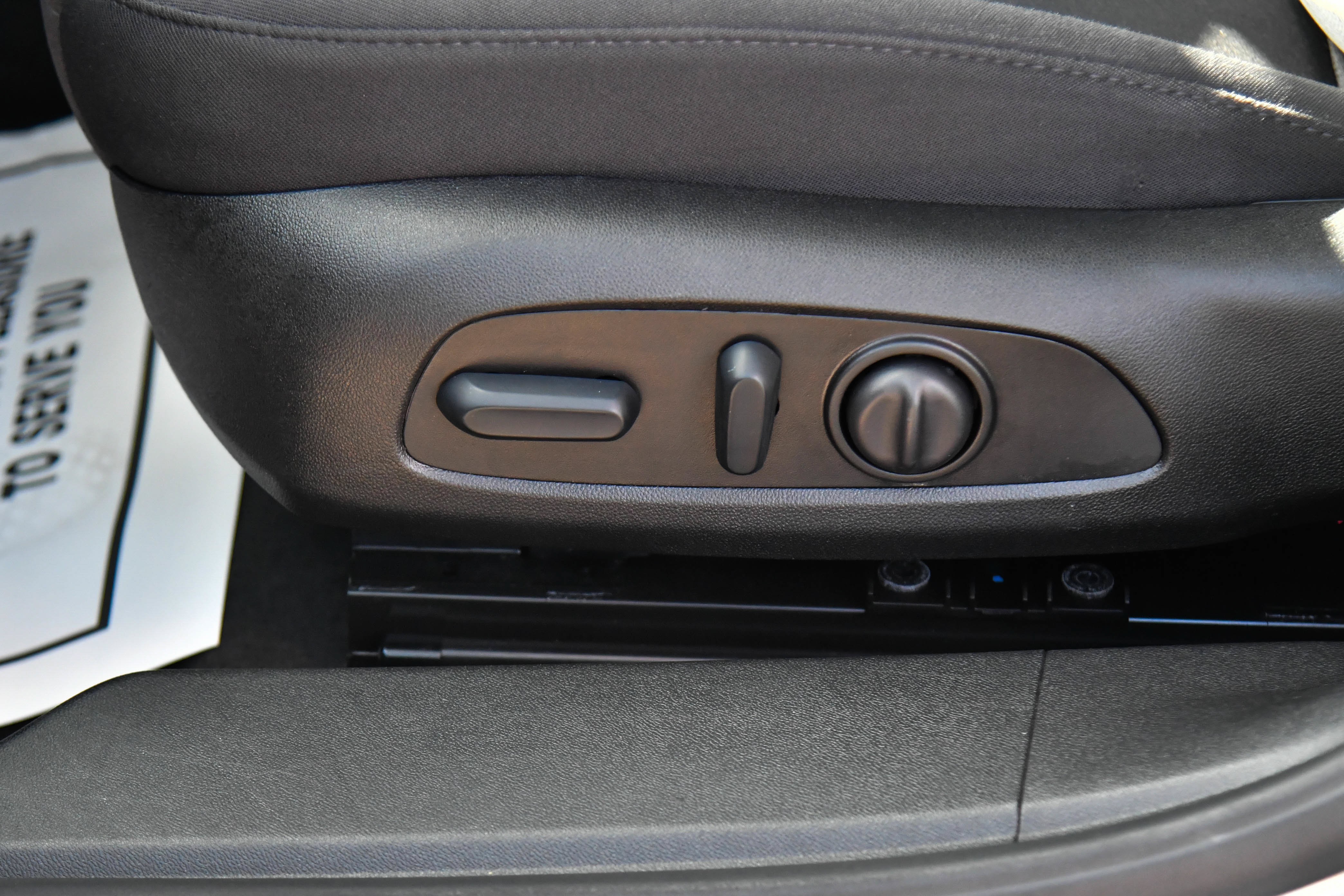 Used 2024 Chevrolet Malibu LT FWD image 16