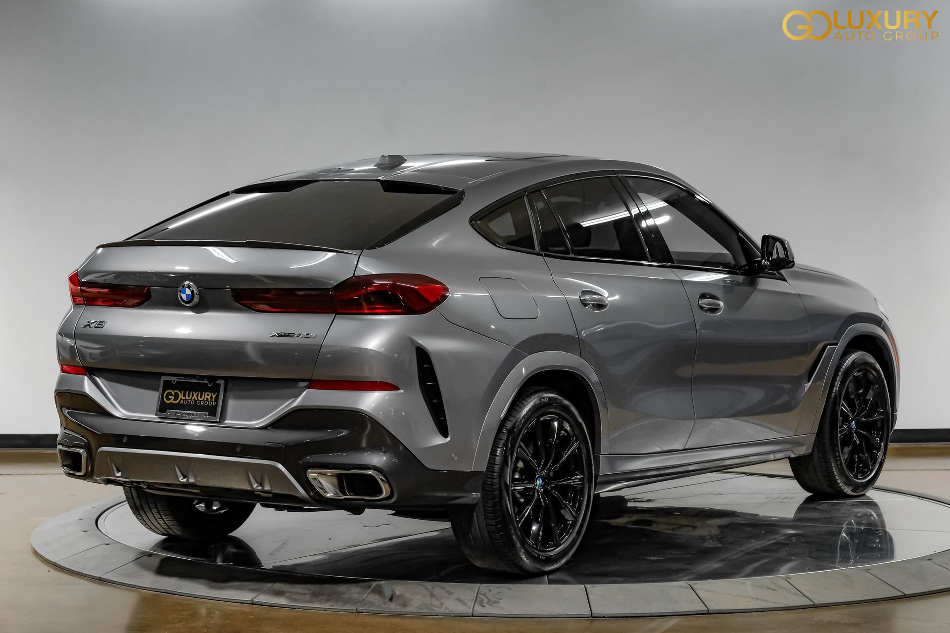 Used 2026 BMW X6 xDrive40i AWD/4WD image 9