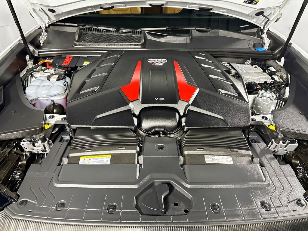Used 2025 Audi RS Q8 performance image 23