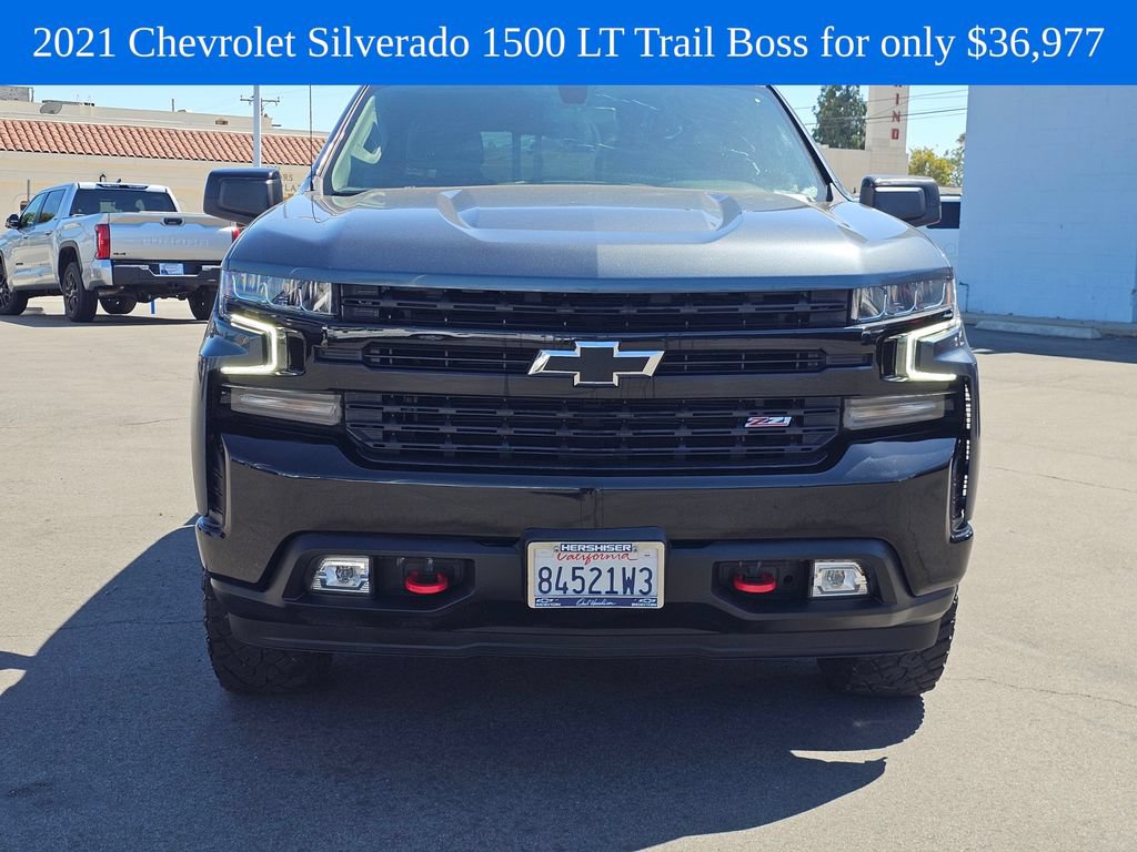 Used 2021 Chevrolet Silverado 1500 LT Trail Boss w/ Convenience Package II AWD/4WD image 3