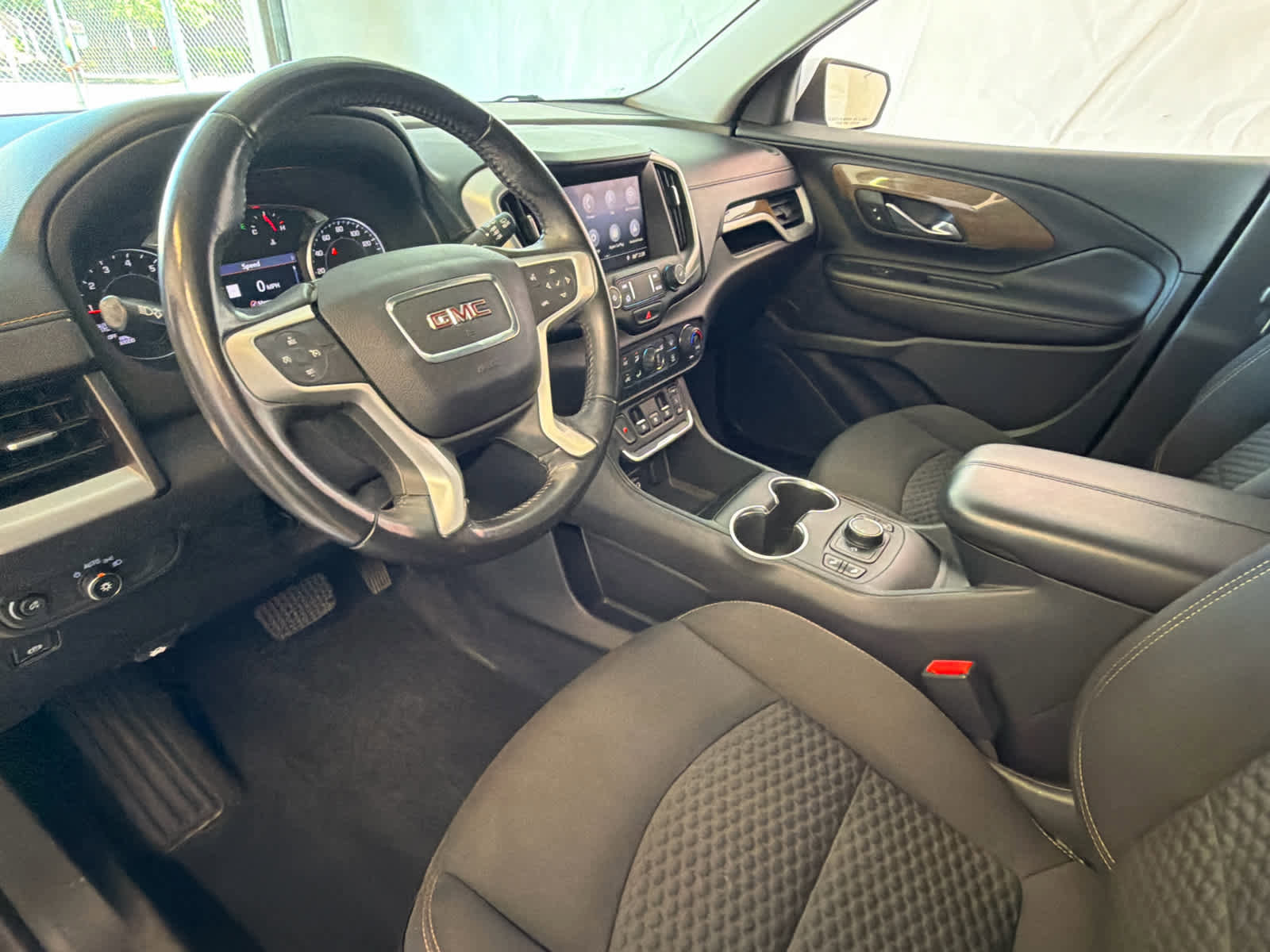 Used 2019 GMC Terrain SLE w/ Driver Convenience Package FWD image 15