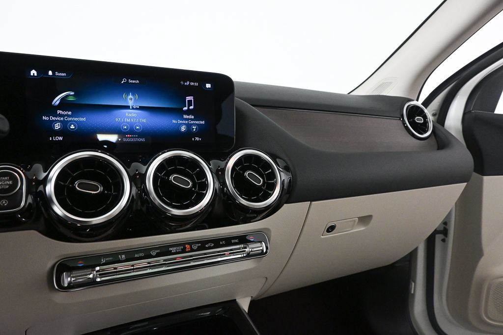 Used 2022 Mercedes-Benz GLA 250 image 13