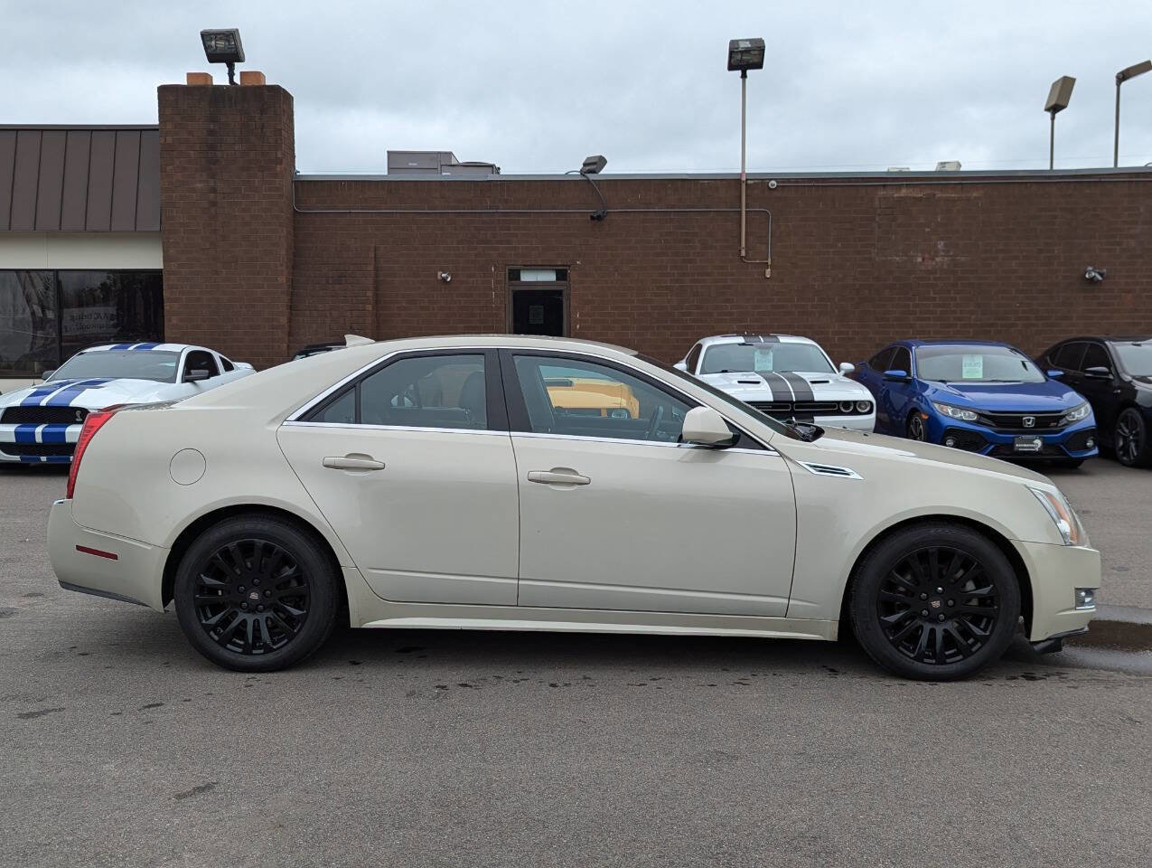 Used 2010 Cadillac CTS Performance image 3