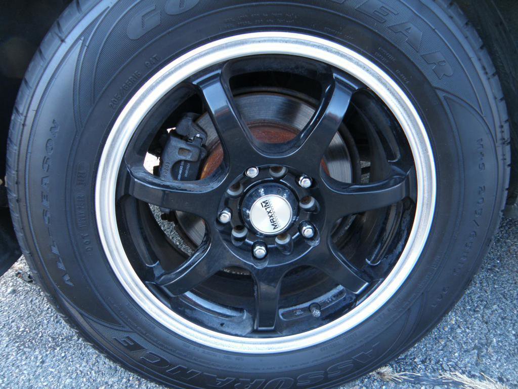 Used 2000 Toyota Camry LE image 2