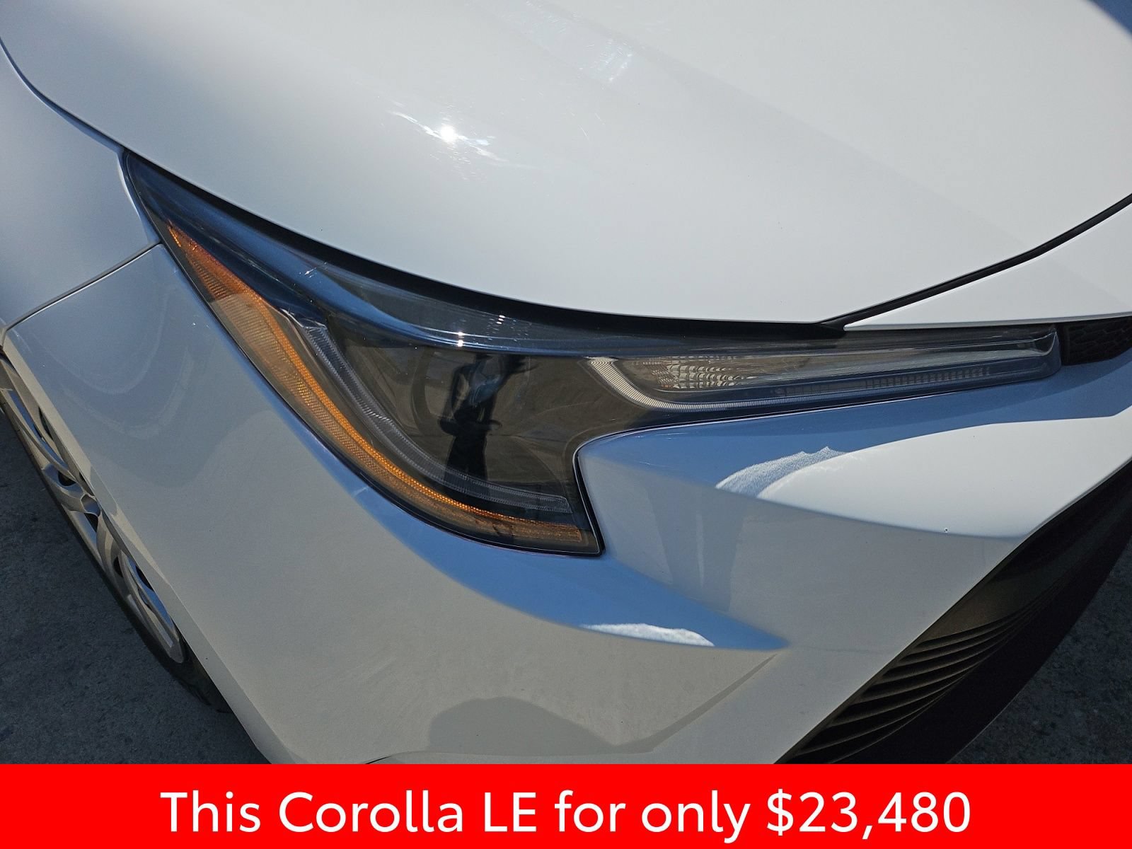 Used 2026 Toyota Corolla LE FWD image 13