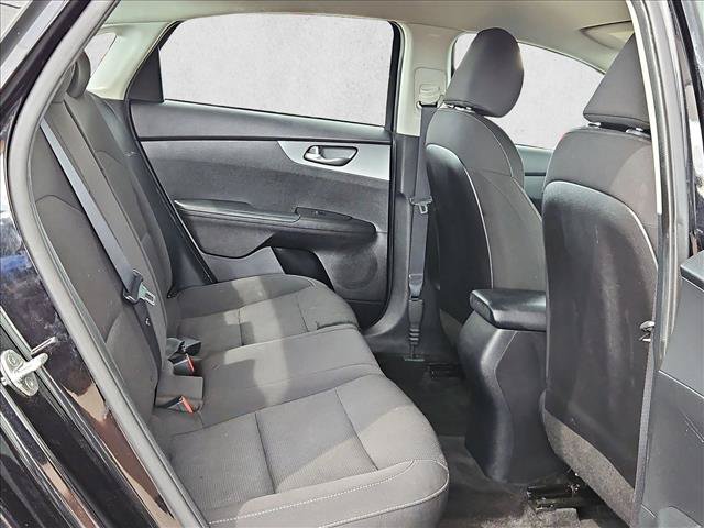 Used 2021 Kia Forte LXS FWD image 12