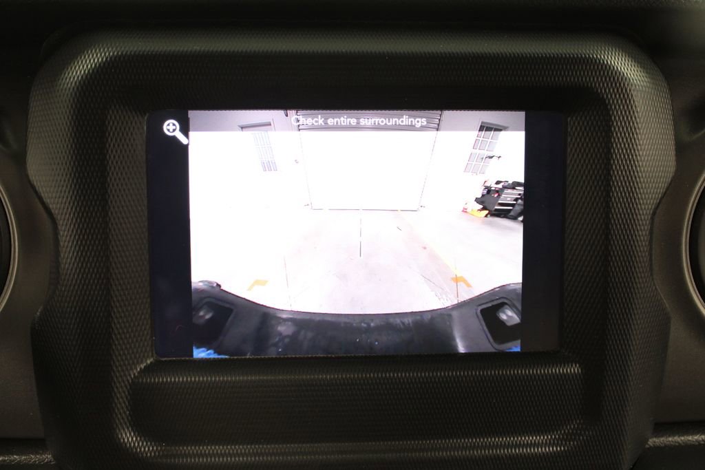 Used 2022 Jeep Gladiator Sport image 47