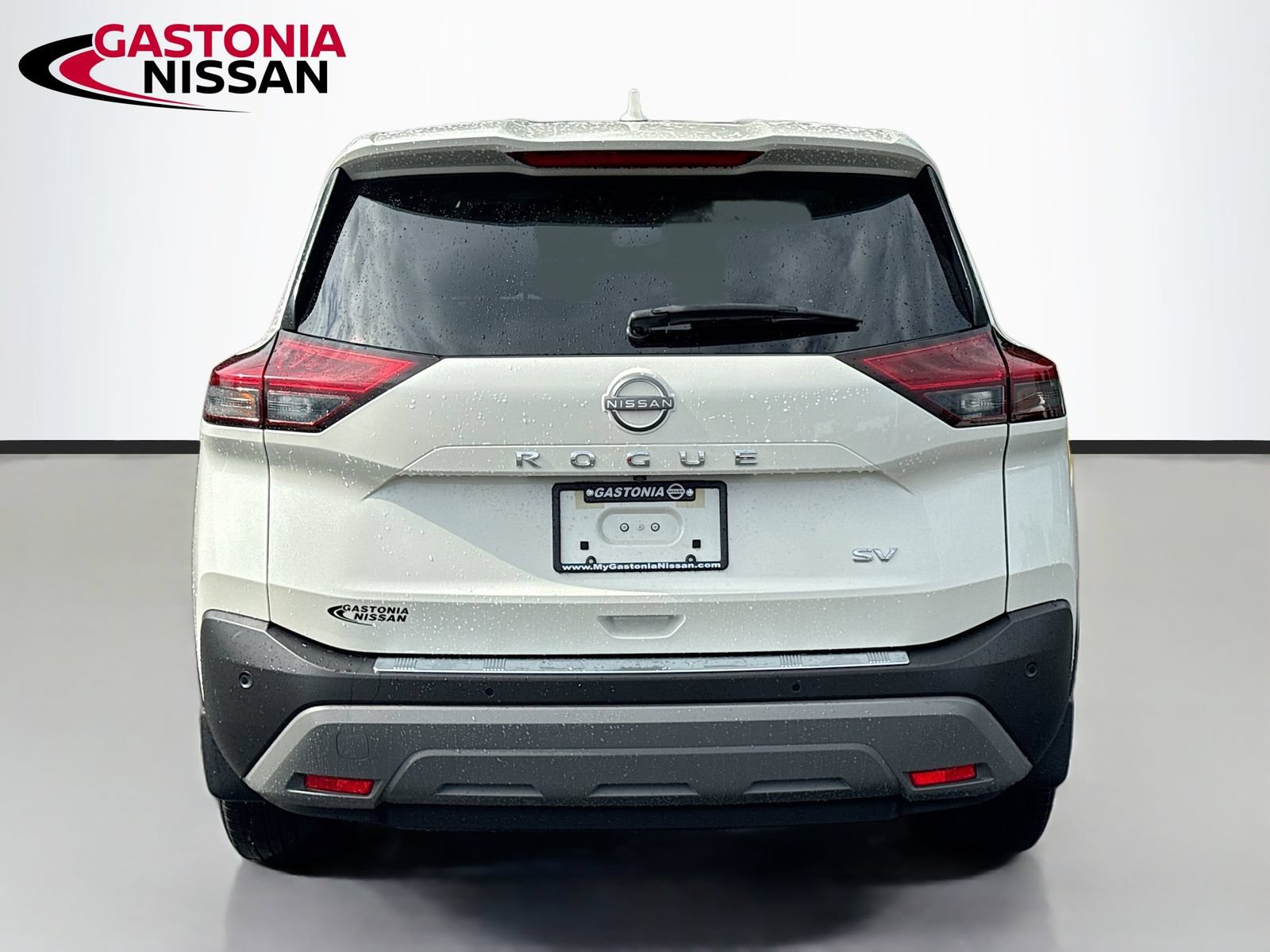 Used 2023 Nissan Rogue SV FWD image 7