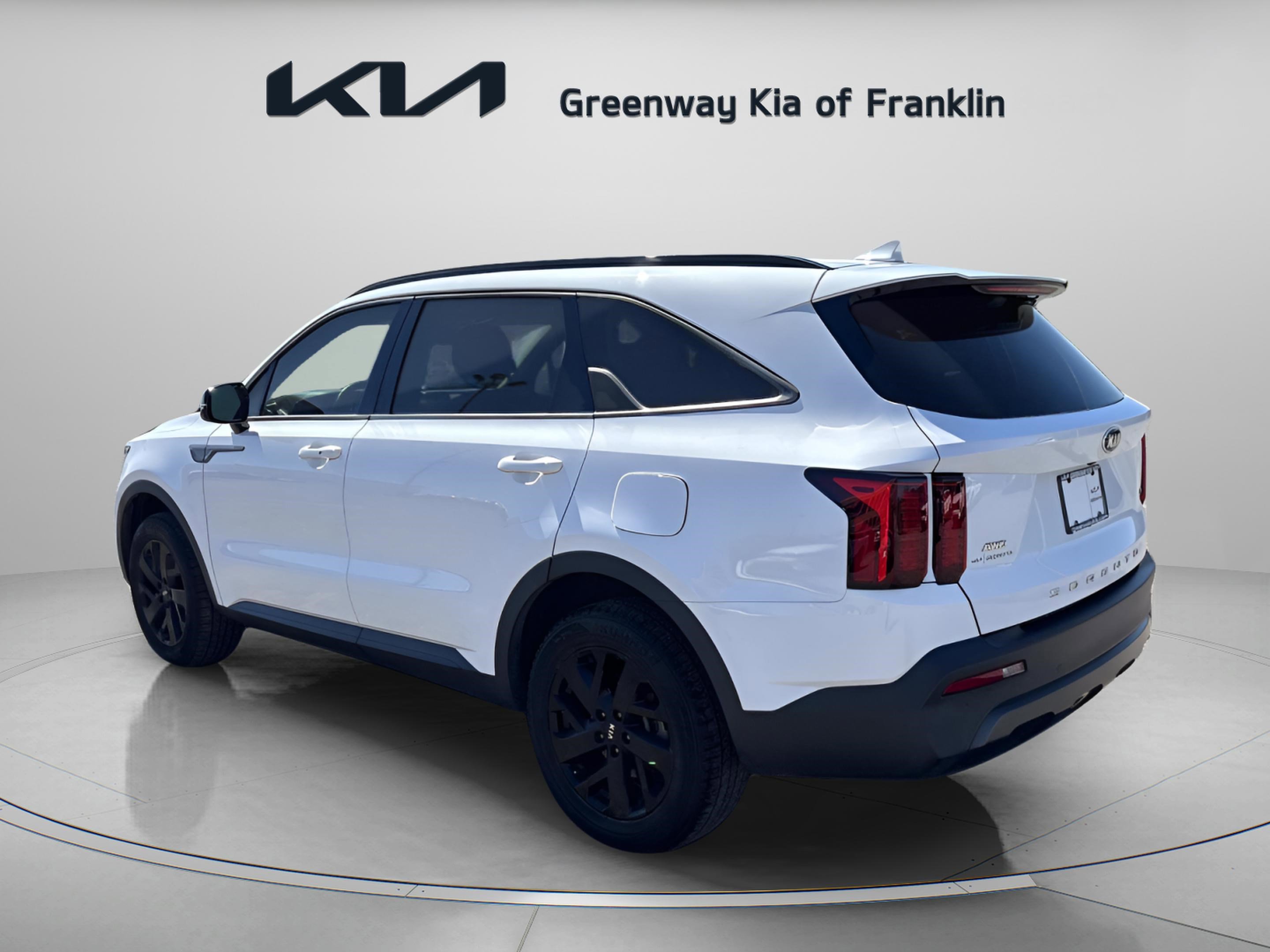 Used 2021 Kia Sorento S image 5