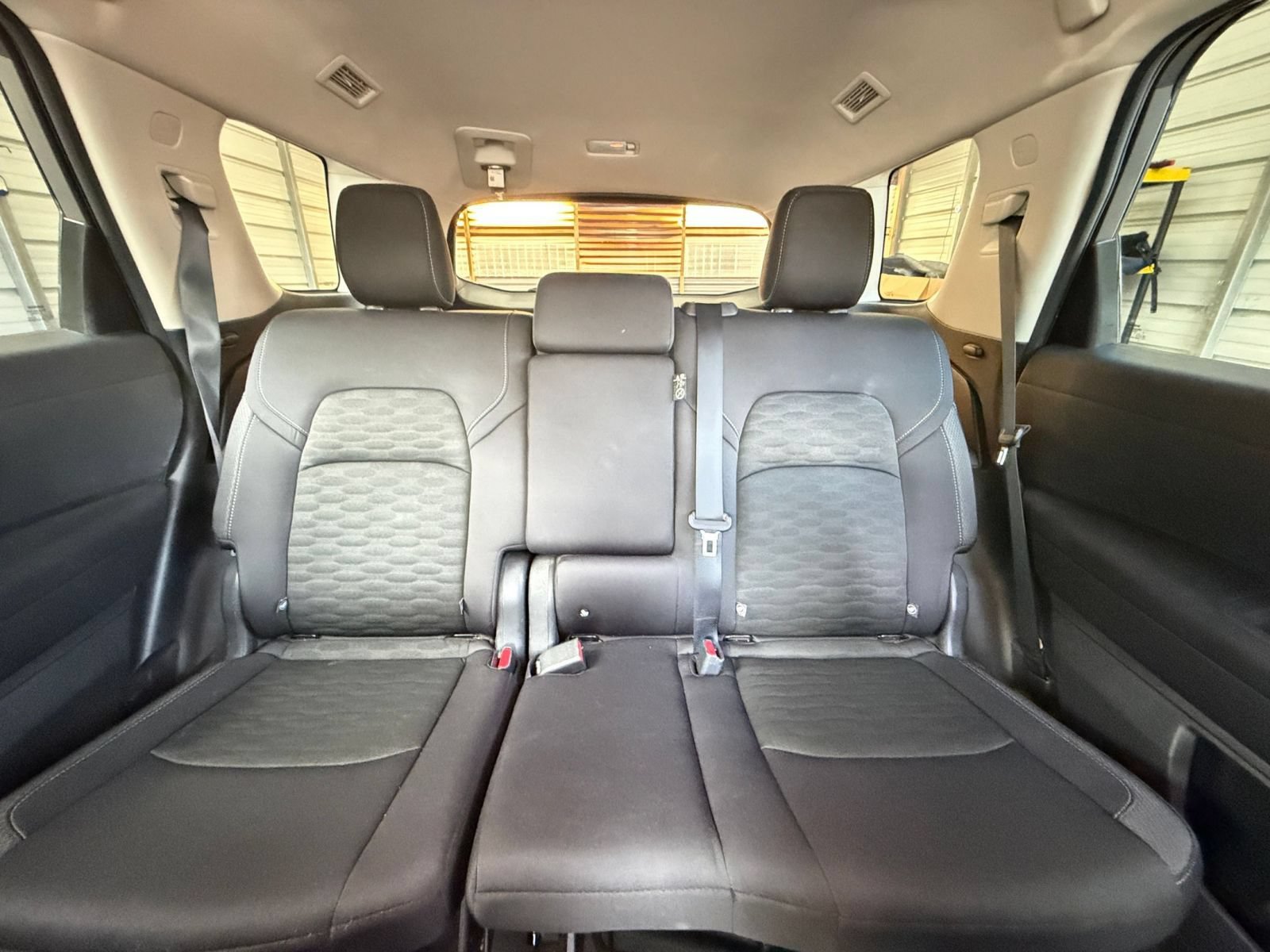 Used 2025 Nissan Pathfinder SV AWD/4WD image 35