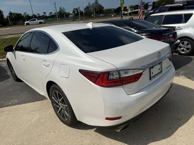 Used 2017 Lexus ES 350 w/ Navigation System Package image 6