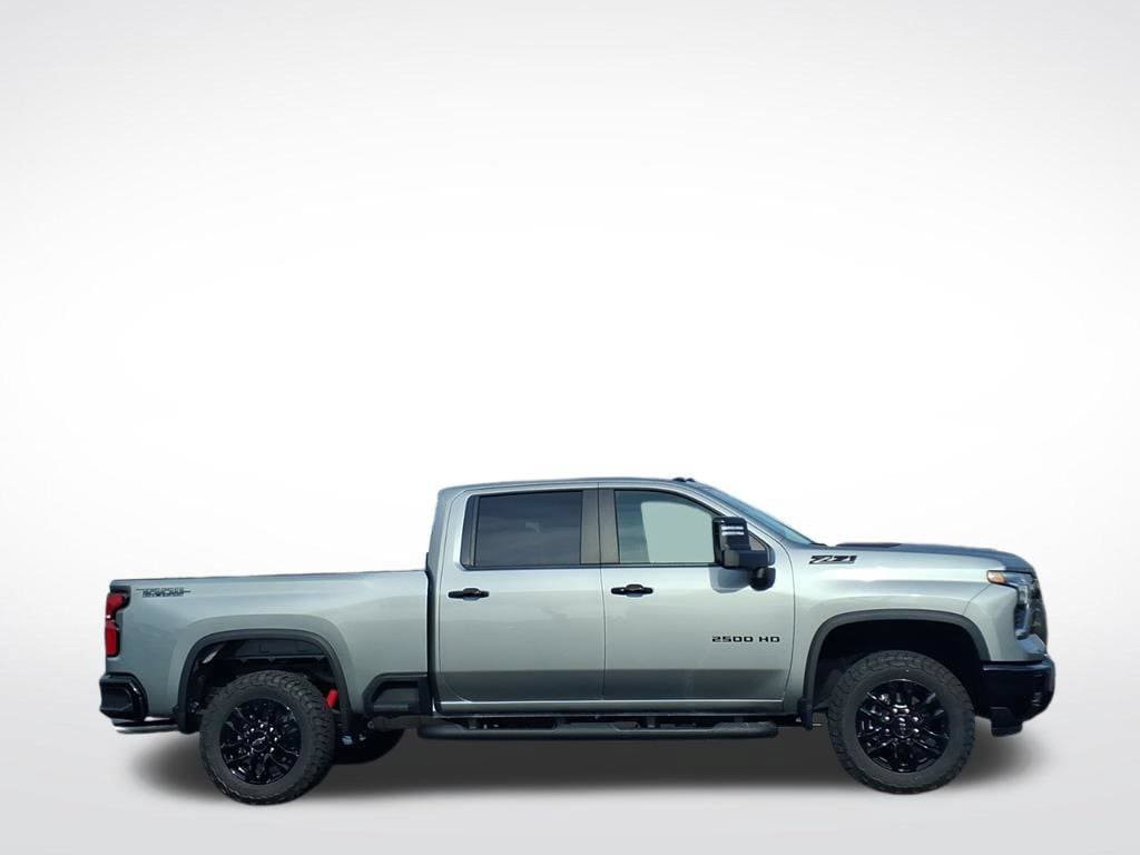 New 2026 Chevrolet Silverado 2500 LT w/ Trail Boss Package AWD/4WD image 2