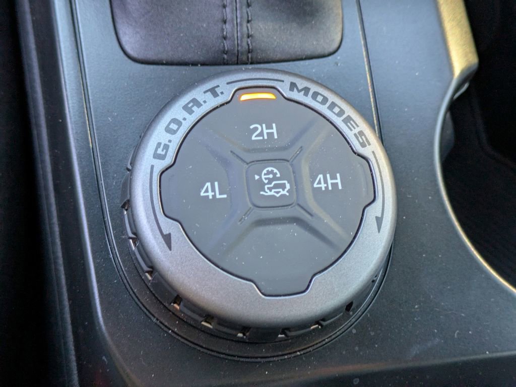 New 2025 Ford Bronco 4-Door image 21