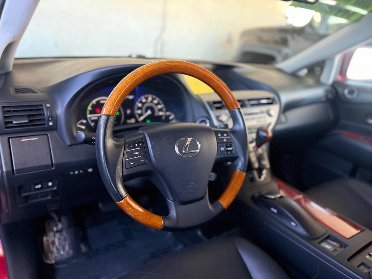 Used 2010 Lexus RX 450h AWD image 14