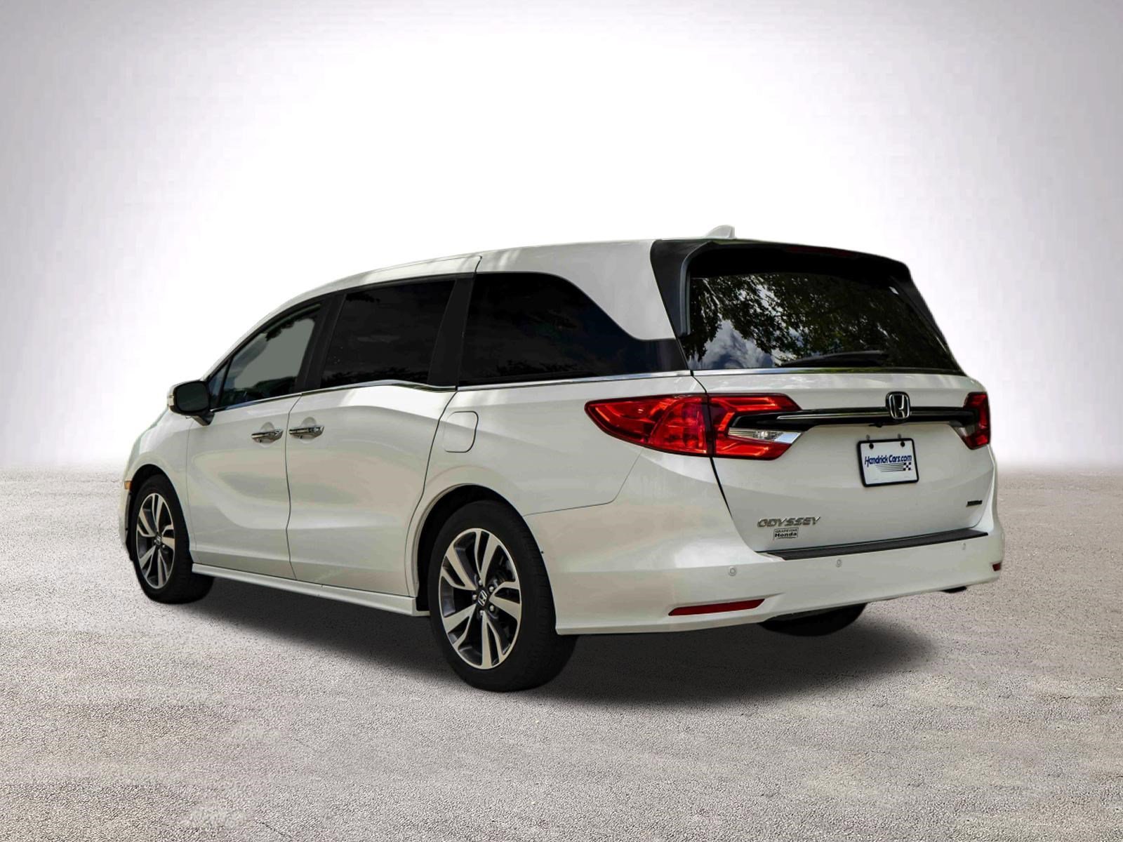 Used 2023 Honda Odyssey Touring image 7