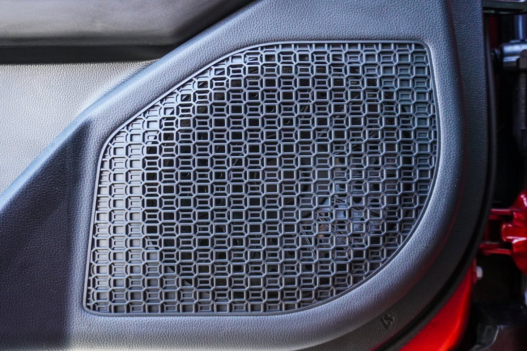 Used 2025 Toyota Tacoma Limited image 22