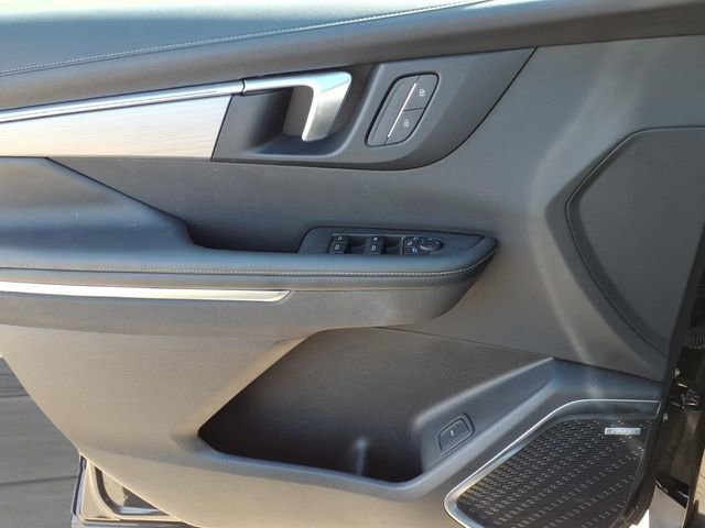 Used 2025 Buick Enclave Preferred image 18