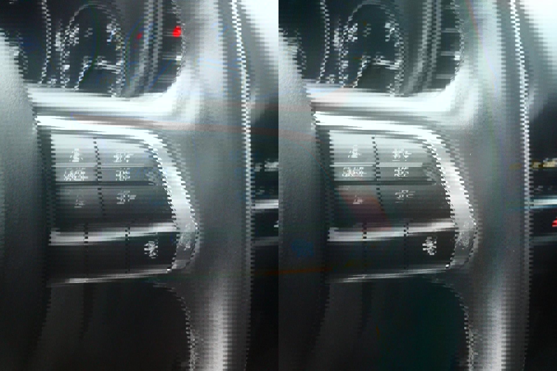 Used 2024 MAZDA CX-30 AWD 2.5 S w/ Premium Package image 23