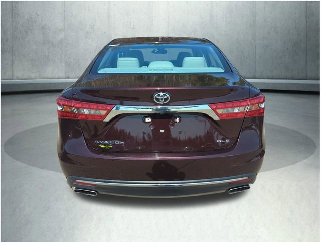 Used 2018 Toyota Avalon XLE Premium w/ Carpet Mat Package image 5