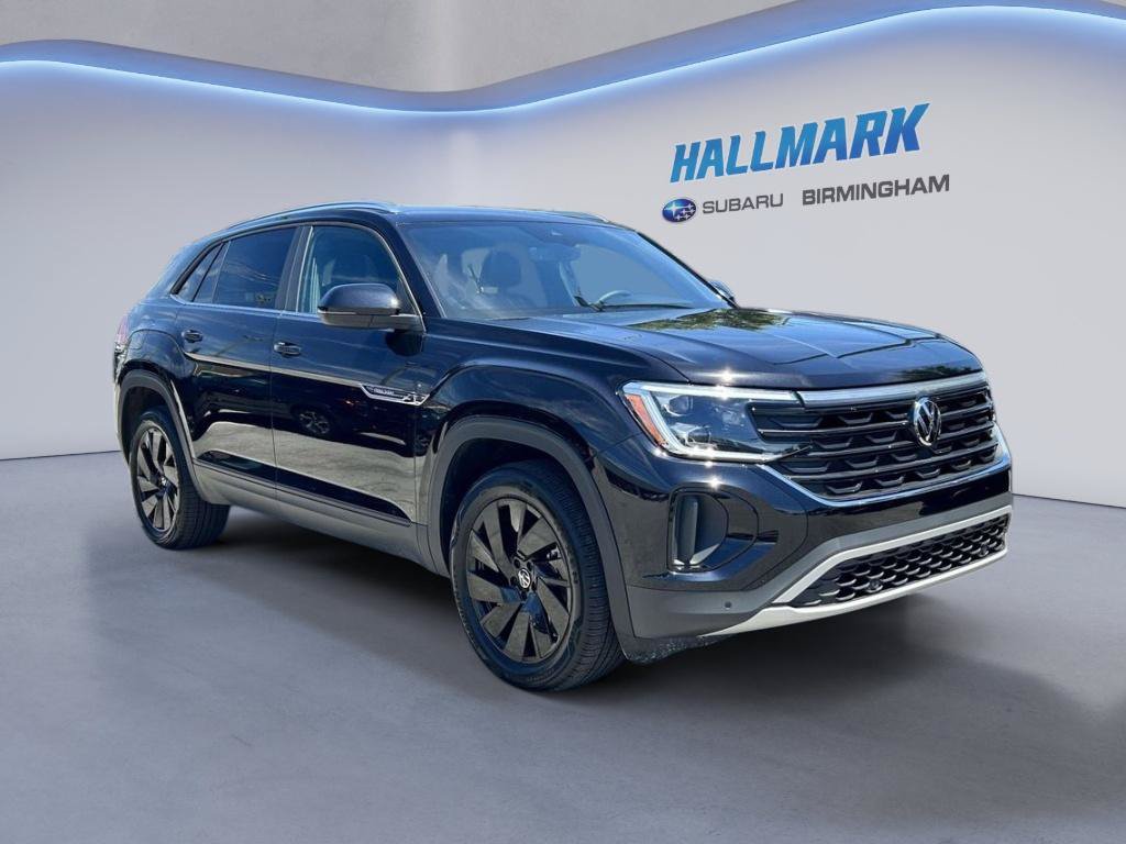 Used 2026 Volkswagen Atlas Cross Sport SE w/ Panoramic Sunroof Package