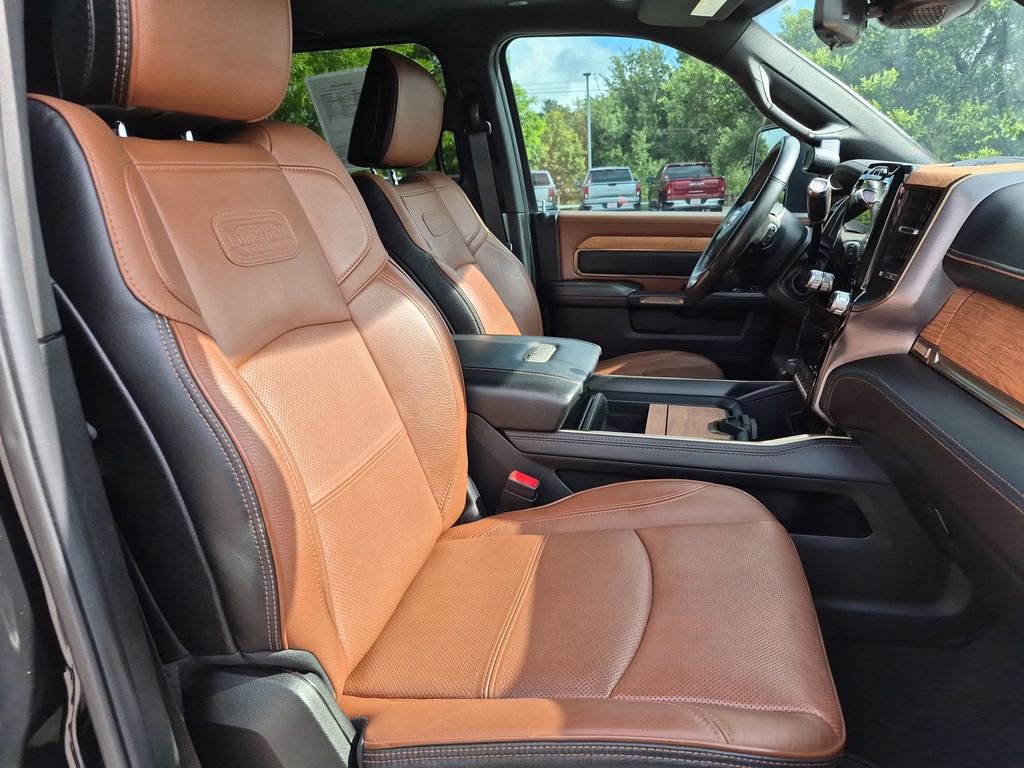 Used 2023 RAM 3500 Limited AWD/4WD image 41