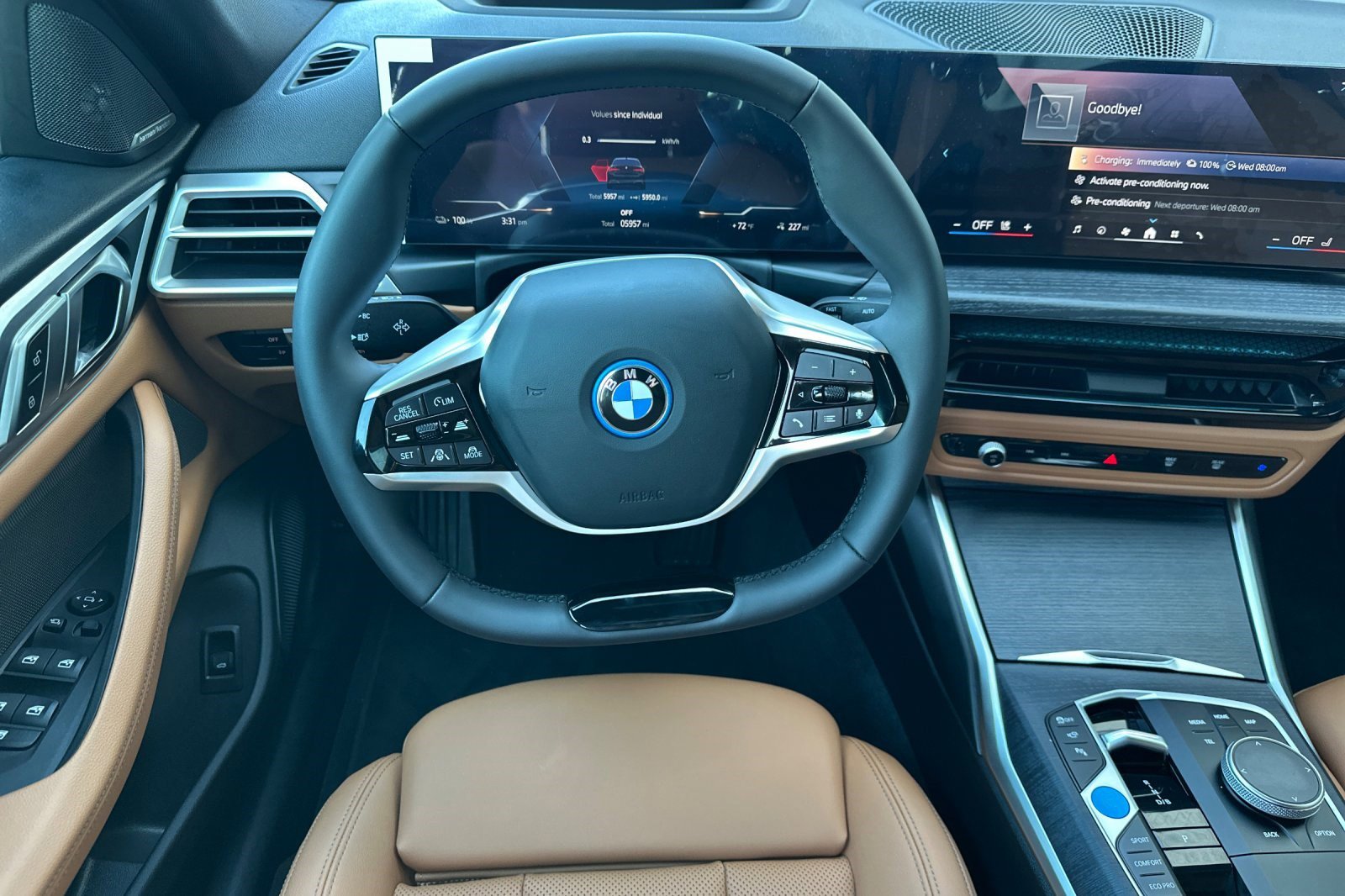 Used 2025 BMW i4 eDrive40 image 18