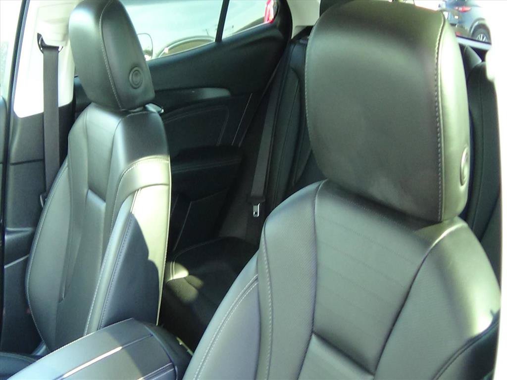 Used 2025 Buick Envision Preferred AWD/4WD image 16