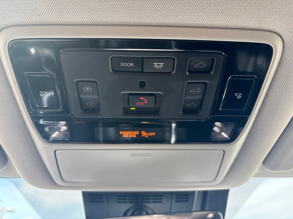 Used 2024 Toyota Grand Highlander AWD image 24