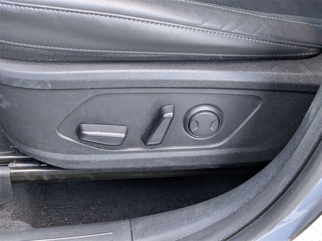 Used 2024 Kia Sorento S image 16