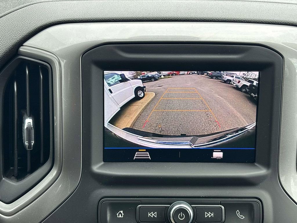 Used 2023 Chevrolet Silverado 2500 Custom w/ Custom Value Package image 19