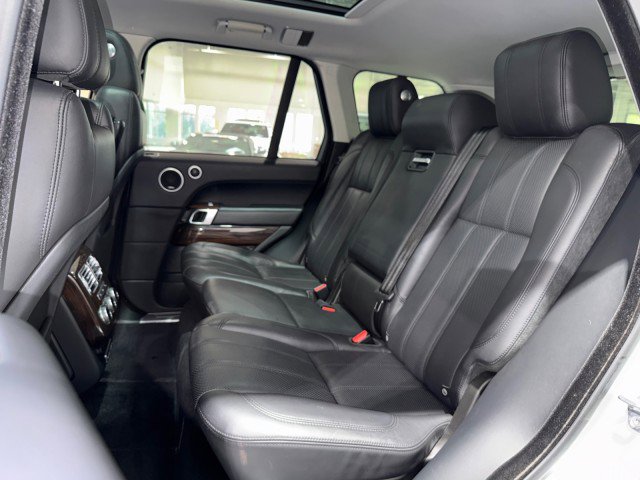 Used 2016 Land Rover Range Rover HSE AWD/4WD image 13